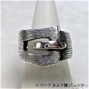 [シルバージュエリーの変色と対処法]