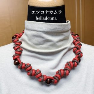 赤とブラウン綿ロープマクラメ編みネックチョーカー