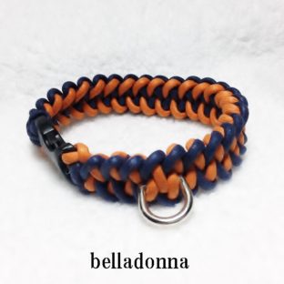 綿ロープネイビーとオレンジのマクラメ編み首輪