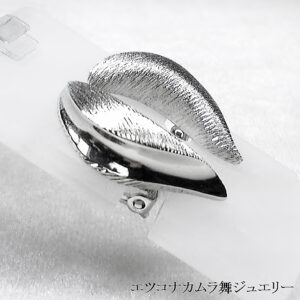 っシルバーイヤリング | エツコナカムラ・アクセサリーブランド|舞ジュエリー 個性的なジュエリーは気がひける?