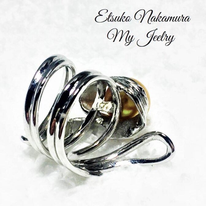 シルバーFPR38中央の南洋バロックゴールドフリーサイズリング