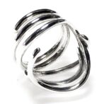 シルバーフリーサイズリング寝かせた状態