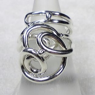 エレガントな透かし模様シルバーフリーサイズリング FR44