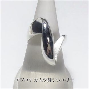 ソフティ&ビューティーなシルバーデザインリングJE12