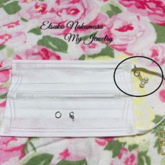 マスクにアクセサリー付けるのが人気