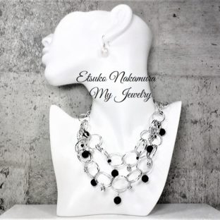 日本の有名なジュエリーデザイナーご存知ですか？