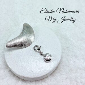 ジュエリーのワンポイントの決めて！