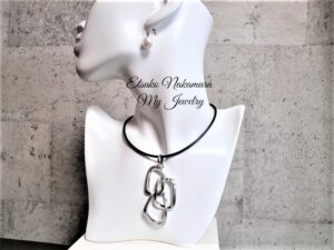 [エレガントな女性はシルバー使いが上手]舞ジュエリーのシルバーへのこだわり！