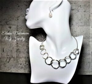 [エレガントな女性はシルバー使いが上手]舞ジュエリーのシルバーへのこだわり！