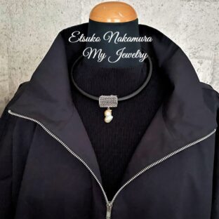 シルバー小ぶりメッシュ筒型淡水パールヘッド＆ブローチ