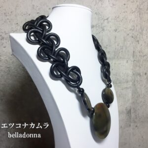 [マクラメ編みとはどういうもの？]  古くて新しい知られていないマクラメ編み