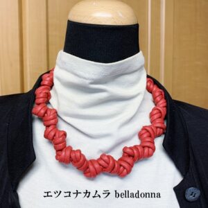 [マクラメ編みとはどういうもの？]  古くて新しい知られていないマクラメ編み