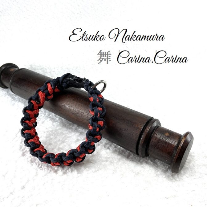 [公式]マクラメ編みNo45　ネイビー＆赤の平結びアレンジ小型犬首輪