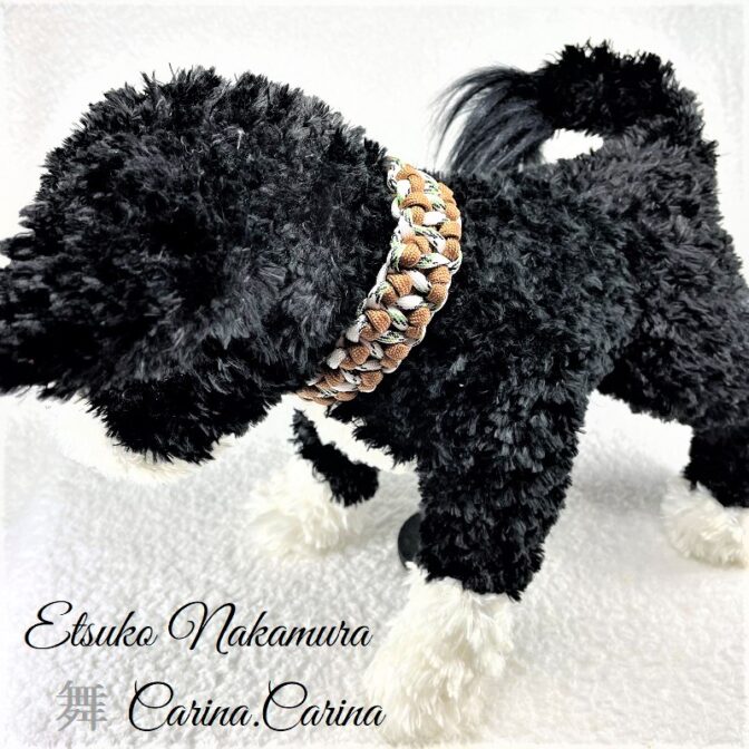 [公式]パラコードマクラメ編みNo53 茶と白＆黒の犬首輪