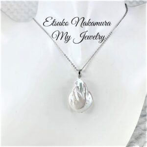 [コロナ禍首から下のジュエリーは？] マスク絶対の今、マスクとジュエリーのコーデは？