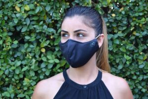 [コロナ禍首から下のジュエリーは？] マスク絶対の今、マスクとジュエリーのコーデは？