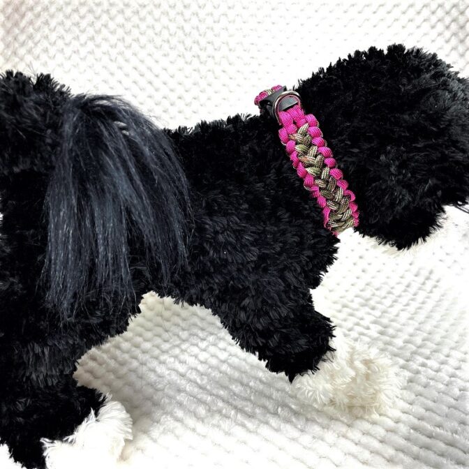 [公式]パラコードNo80マクラメ編みローズとまだら色中、小型犬用首輪