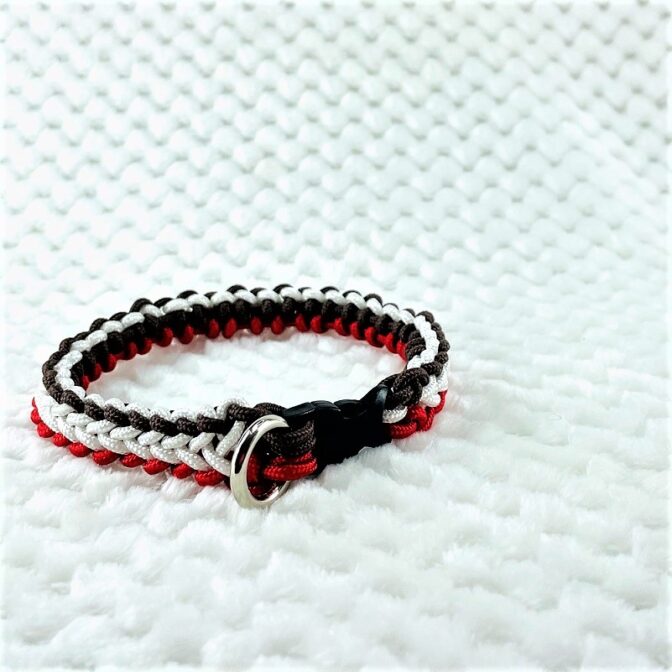 [キット]パラコード#56No81マクラメ編み 赤白茶の小型、中型犬首輪