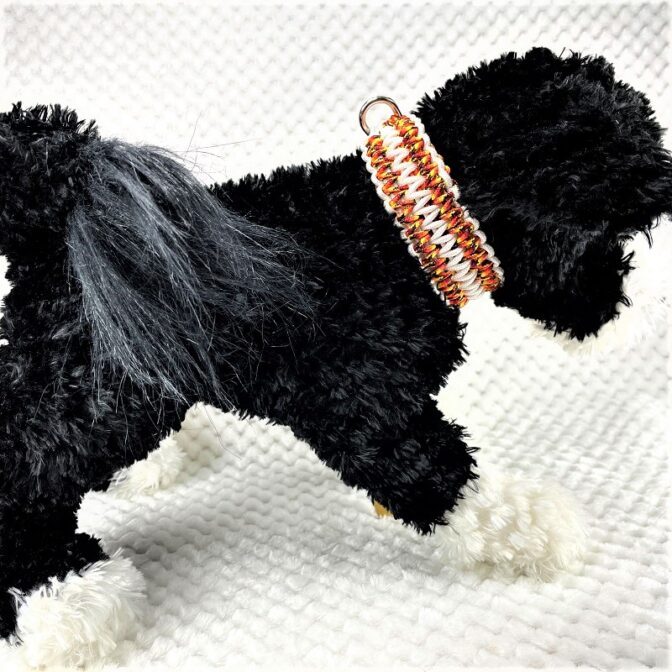 [公式]パラコード＃58No83マクラメ編みローズとまだら色大、中型犬用首輪