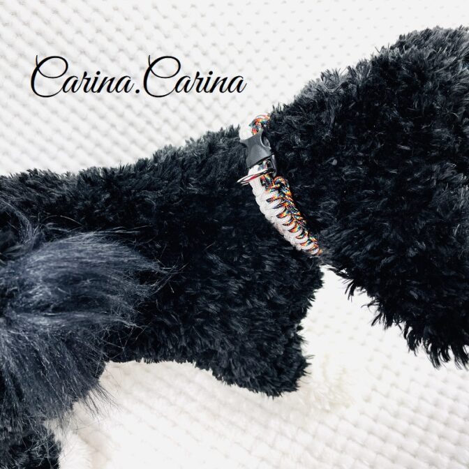 [公式]パラコード＃78No103マクラメ編み白と赤黒まだらの犬猫用首輪