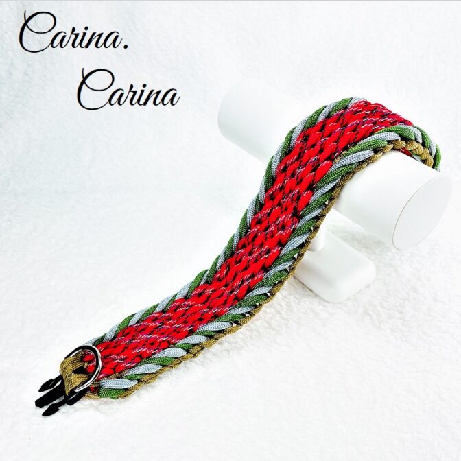 「公式]パラコード#93No119マクラメ編みグレー緑赤の大、中型犬用首輪