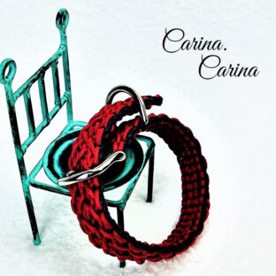 [公式]マクラメ編み＃112赤とネイビーの小型犬用首輪No142