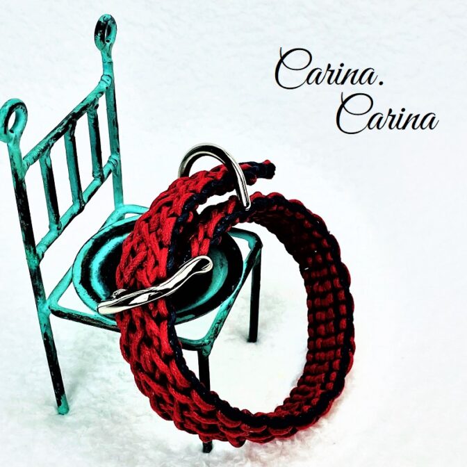 [公式]パラコード＃112No142マクラメ編み赤とネイビーの小型犬用首輪