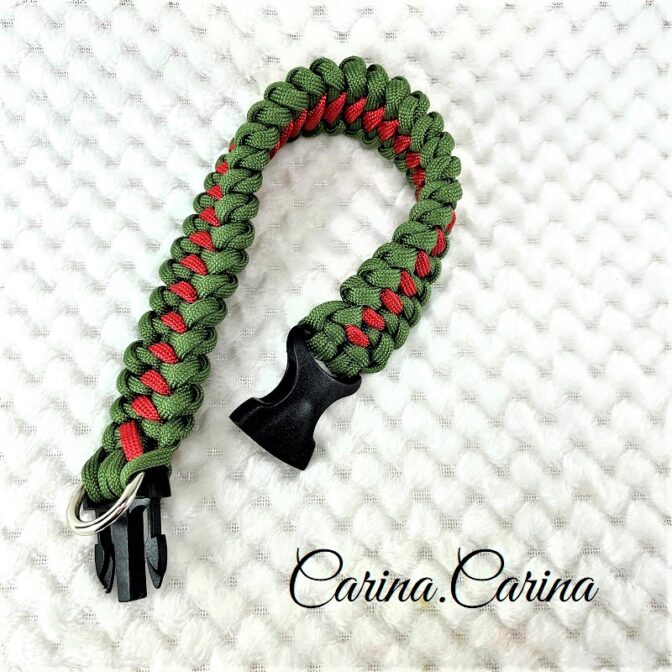 [キット]パラコード＃61No86マクラメ編みグリーンとルビー色中、小型犬用首輪