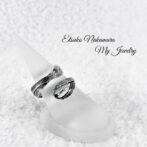 シルバーフリーサイズリング控えめな膨らみとデザインFR75