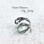 シルバーフリーサイズリング控えめな膨らみとデザインFR75