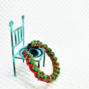 [公式]パラコード編み犬首輪＃124マクラメ編み赤まだらとグリーンの猫犬首輪No154