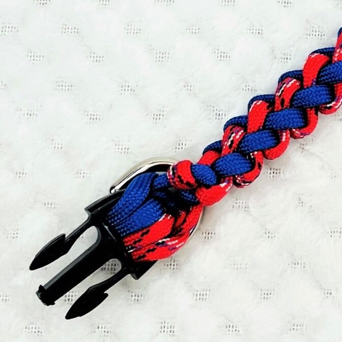 [公式]パラコード＃127No157マクラメ編み赤まだらと青の犬猫首輪