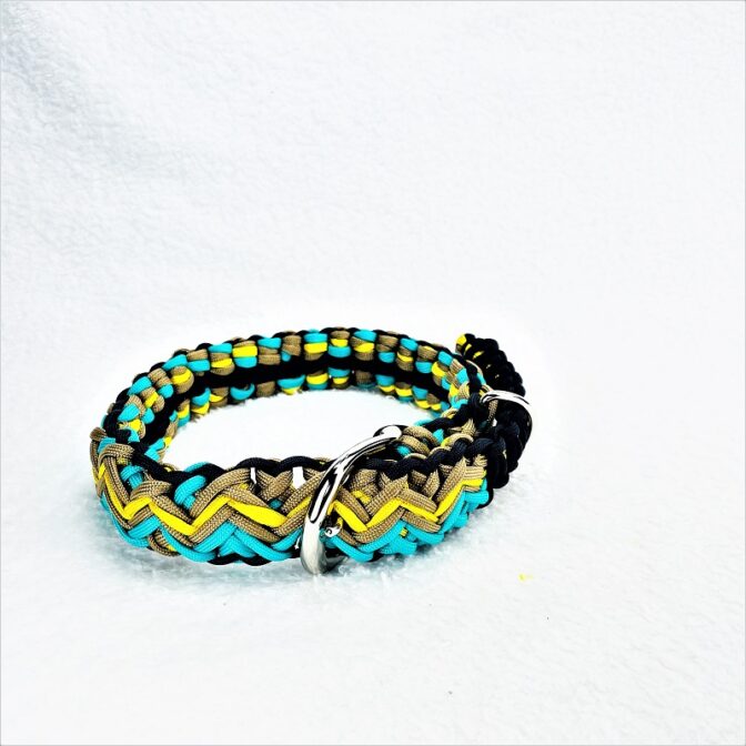 [公式]パラコードマクラメ編み＃130No160イエロー・オーキッドブルー・茶の大型犬首輪