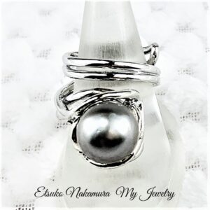 [公式]シルバーFPR4グレー南洋バロックパールフリーサイズリング