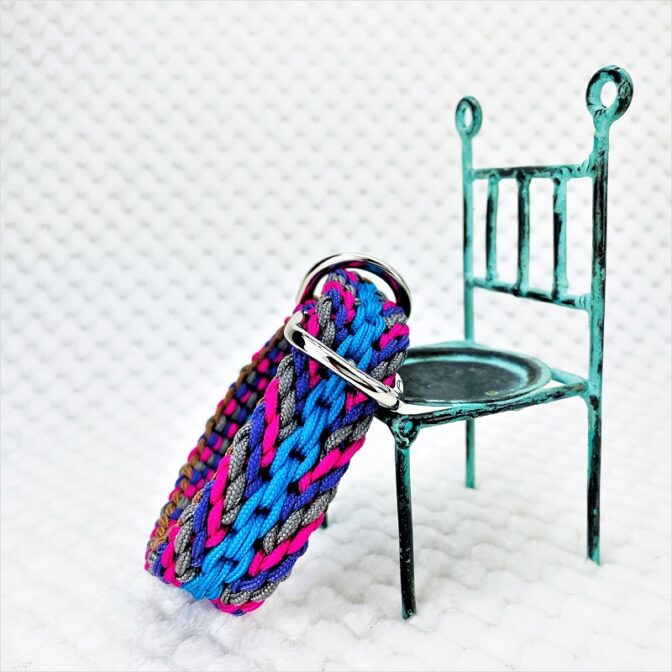 [公式]パラコードマクラメ編み＃135No165ピンク・グレー・紫・茶の小型犬首輪