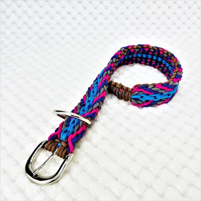 [公式]パラコードマクラメ編み＃135No165ピンク・グレー・紫・茶の小型犬首輪
