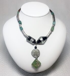 [遺品アクセサリー]売れない、使えないお身内の愛したアクセサリーどう処分する？