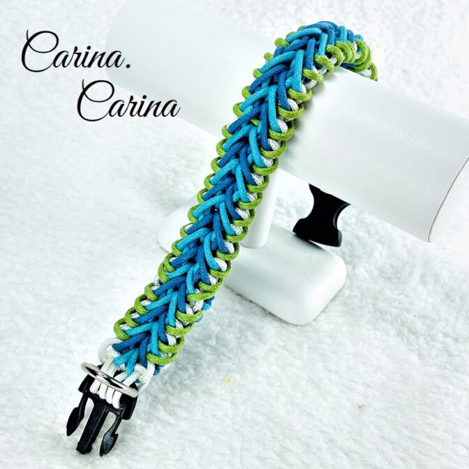 [キット]パラコード＃101No130マクラメ編み白・青・ブルー・グリーン・の首輪