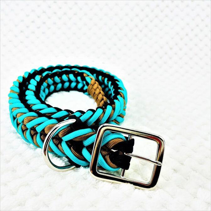[公式]パラコードマクラメ編み＃147 ターコイズブルー・茶・黒の大、中型犬用首輪No177