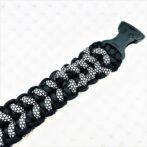 [公式]パラコードマクラメ編み＃149 白黒ダイヤ柄・黒の大、中型犬用首輪No179