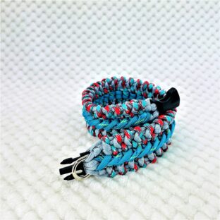 [公式]パラコード編み＃152トルコブルー・ブルーまだら・グレー・赤まだら色の大、中型犬用首輪No182