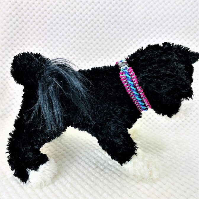 [公式]パラコードでマクラメ編み#153 紫・ブルー・ピンク・グレーの小型犬用首輪作り方No183