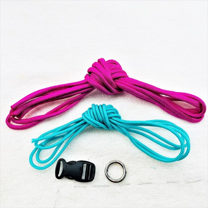 [キット]パラコードでマクラメ編み#158平結びシリーズカラフル＆キュートNo6の小型犬用首輪No188