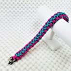 [公式]パラコードでマクラメ編み#158平結びシリーズカラフル＆キュートNo6の小型犬用首輪No188