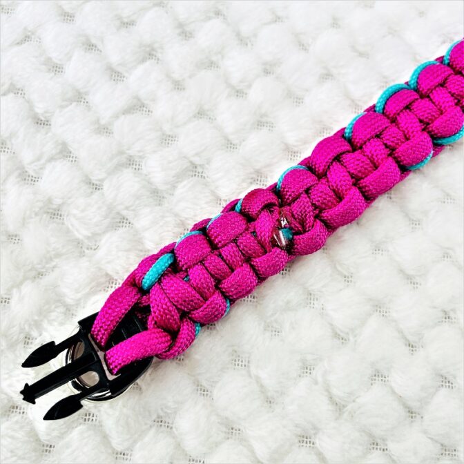 [公式]パラコードでマクラメ編み#158平結びシリーズカラフル＆キュートNo6の小型犬用首輪No188