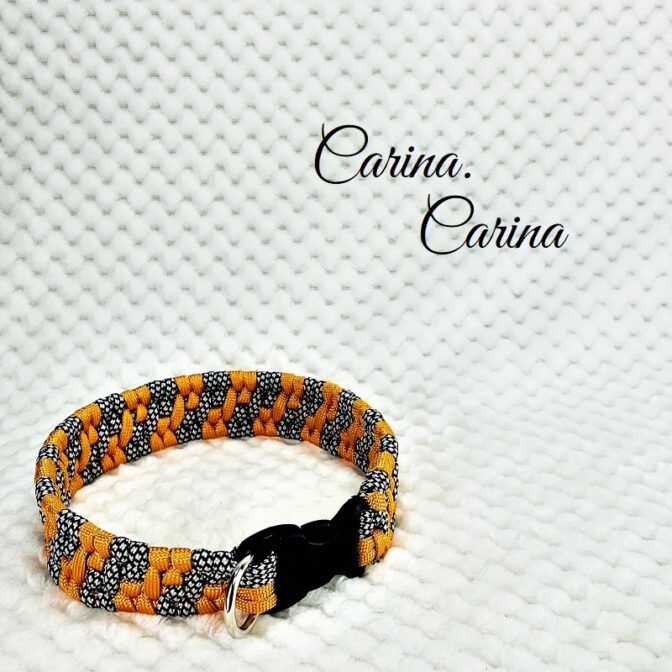 「キット]パラコード#97マクラメ編みオレンジ・白黒まだらの中型・大型犬用首輪No126