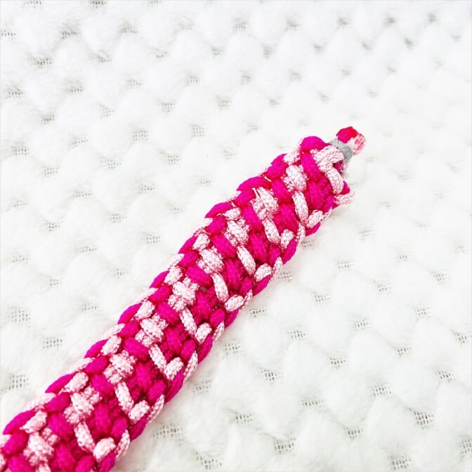 [公式]パラコードマクラメ編み＃161ローズとピンクの小型犬用首輪No191