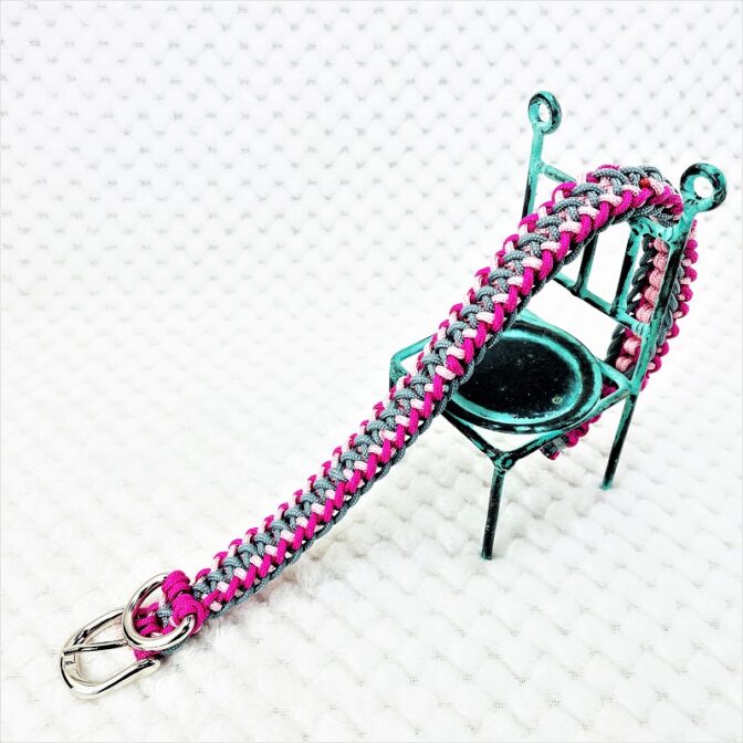 [公式]パラコードマクラメ編み＃163ローズとピンクとグレーの小型犬用首輪No193