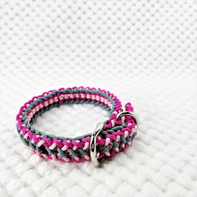 [公式]パラコードマクラメ編み＃163ローズとピンクとグレーの小型犬用首輪No193