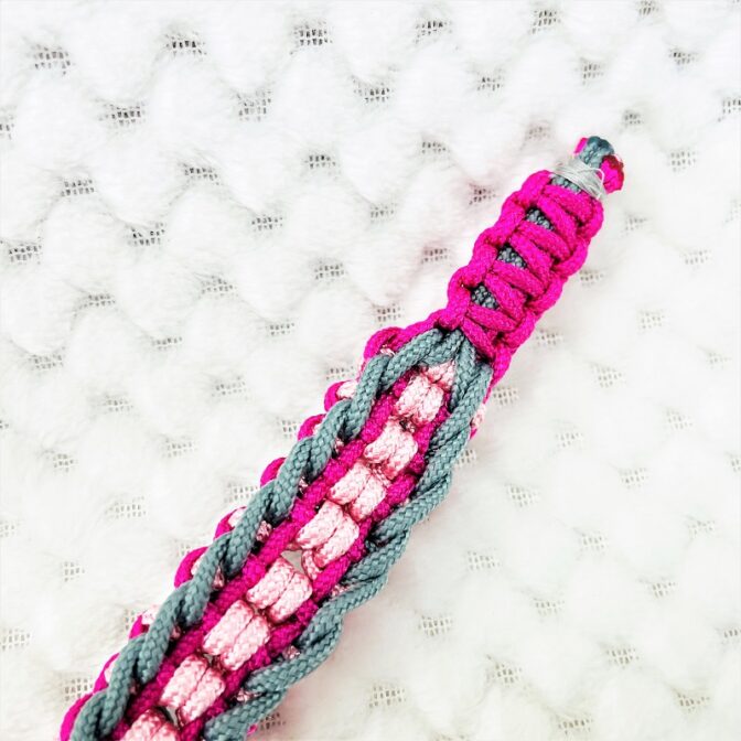 [公式]パラコードマクラメ編み＃163ローズとピンクとグレーの小型犬用首輪No193